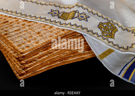 Pessach Pessach Symbole der großen jüdischen Urlaub. Traditionelle mazze oder matzo Stockfoto