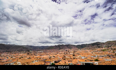 Blick auf die Stadt Cusco von der San Blas Nachbarschaft Stockfoto