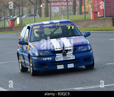 Chris Bicknell, Citroen Saxo, Tin Tops Meisterschaft, BARC, Brands Hatch, November 2018, Rundstrecke, klassische Automobile, Classic, Classic Racing Ca Stockfoto