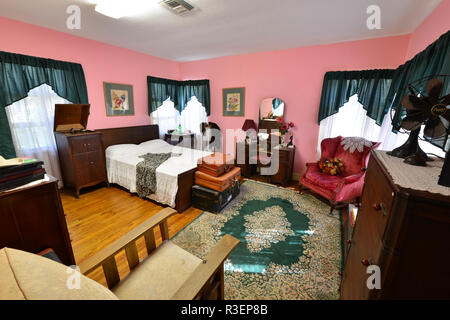 Ein 30er Schlafzimmer in Amerika. Stockfoto