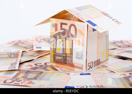 Haus mit europäischen Geld gebaut Stockfoto