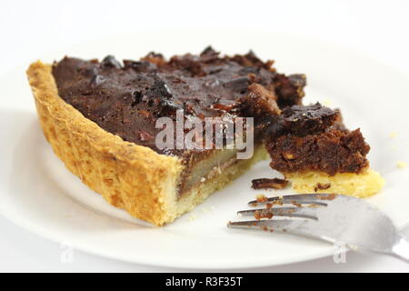 Schokolade, Birne und Pecan Tart Stockfoto