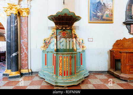 Detail der Beichtstuhl, die Kirche von St. Johns, St. Johannes der Täufer und St. Johannes der Apostel und Evangelist. Die Universität von Vilnius. Vilnius, Vilniu Stockfoto