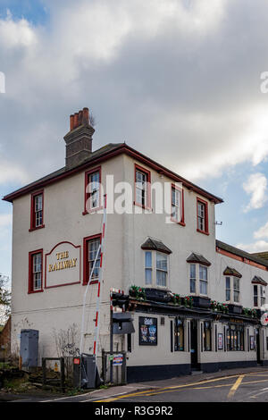 CRAWLEY, WEST SUSSEX/UK - 21. NOVEMBER: Die Bahn Hotel in Crawley West Sussex am 21. November 2018. Stockfoto