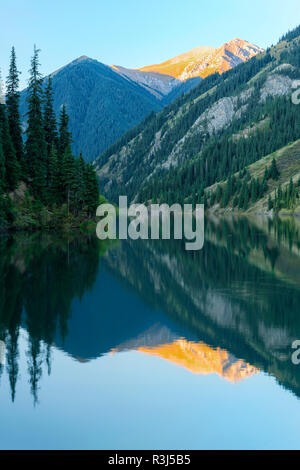 Kolsay See am frühen Morgen, Tien-Shan-Gebirge, Kasachstan Stockfoto