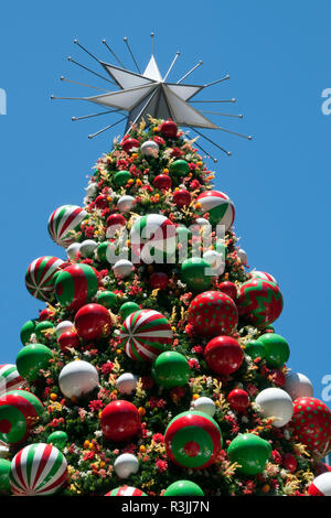 Sydney Australien, oben auf den geschmückten Weihnachtsbaum in Martin Place Stockfoto