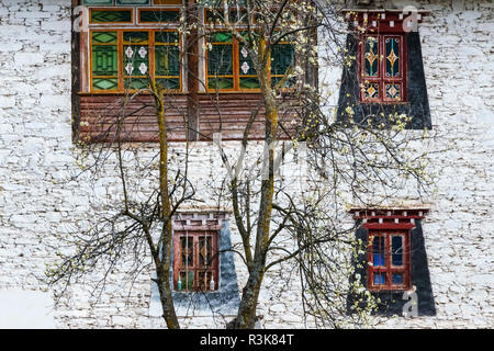 Zhonglu tibetischen Dorfhaus, Danba, Provinz Sichuan, China Stockfoto