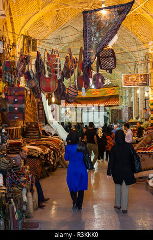 Zentrale Iran, Shiraz, Bazar-E Vakil Markt, Anbauteile innen Stockfoto