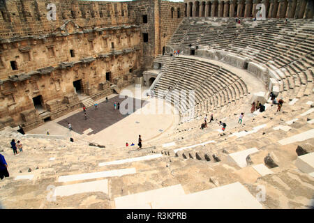 Die Türkei, Anatolien, Aspendos, zweites Jahrhundert römische Theater, erbaut von Kaiser Marcus Aurelius. Stockfoto