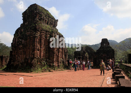 Eine alte hinduistische Tempel in Meinem Sohn Heiligtum, Provinz Quang Nam, Vietnam Stockfoto