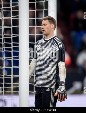 Gelsenkirchen, Deutschland. 19 Nov, 2018. 19. November 2018: Gelsenkirchen, Veltins Arena: Fußball UEFA Nationen Liga 6. Spieltag: Deutschland - Niederlande: Germanys Torwart Manuel Neuer. Quelle: Thomas Klausen | Verwendung weltweit/dpa/Alamy leben Nachrichten Stockfoto