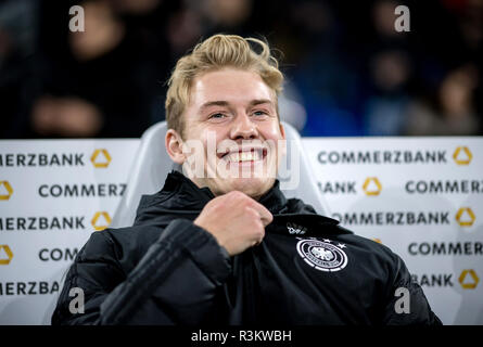 Gelsenkirchen, Deutschland. 19 Nov, 2018. 19. November 2018: Gelsenkirchen, Veltins Arena: Fußball UEFA Nationen Liga 6. Spieltag: Deutschland - Niederlande: Germanys Julian Brandt. Quelle: Thomas Klausen | Verwendung weltweit/dpa/Alamy leben Nachrichten Stockfoto