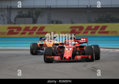 Abu Dhabi, VAE. 23. November 2018, Yas Marina, Abu Dhabi, Vereinigte Arabische Emirate, Etihad Airways Formel 1-Grand Prix von Abu Dhabi, Freitag Freies Training; Scuderia Ferrari, Sebastian Vettel Quelle: Aktion Plus Sport Bilder/Alamy leben Nachrichten Stockfoto