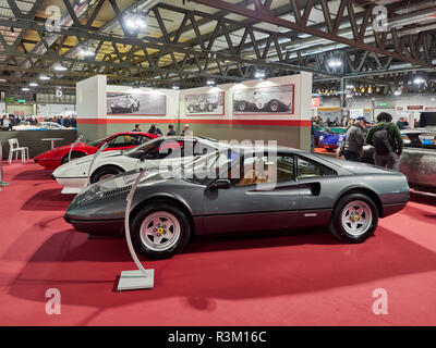 Mailand, Lombardei Italien - November 23, 2018 - Von der Ferrari 308 GTS, Ferrari 308 GTB und Ferrari 308 GTB Vetroresina an autoclassica Milano Edition 2018 Fiera Milano Rho Credit: Armando Borges/Alamy leben Nachrichten Stockfoto