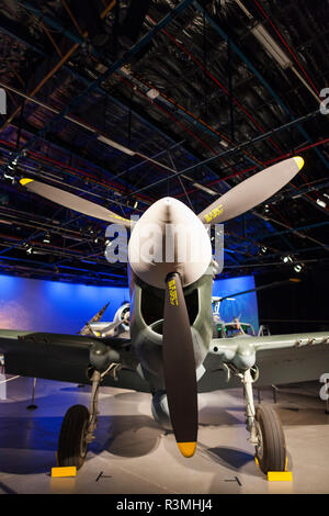 Neuseeland, Südinsel, Christchurch, Royal New Zealand Air Force Museum, WW2-Ära Curtiss P-40E Warhawk Stockfoto