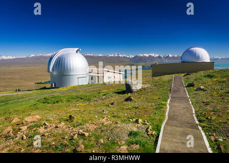 Lake Alexandrina und den südlichen Alpen von der Mt. John Observatory, Tekapo, Canterbury, Südinsel, Neuseeland. (Redaktionelle nur verwenden) Stockfoto