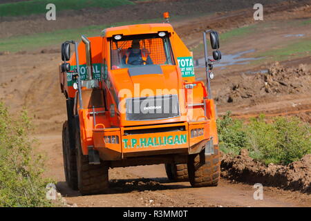 Gelenkkipper bei der Arbeit auf dem Bau der Doncaster IPORT. Stockfoto