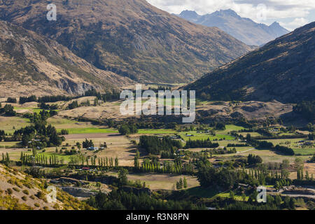 Neuseeland, Südinsel, Otago, Cardrona, Landschaft aus dem Crown Range Road, höchste asphaltierte Straße, 1076 m Stockfoto