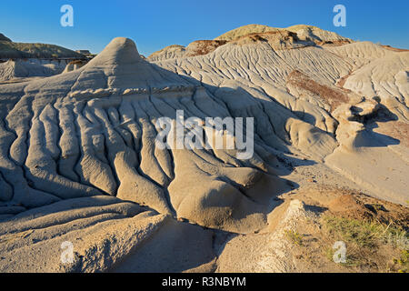 Kanada, Alberta, Dinosaur Provincial Park. Badlands Formationen. Stockfoto