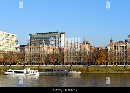 St Thomas' Hospital, Albert Embankment Lambeth, London UK. Teaching Hospital in London. Guy's und St Thomas'. Original 1868 viktorianischen Pavillon Stockfoto