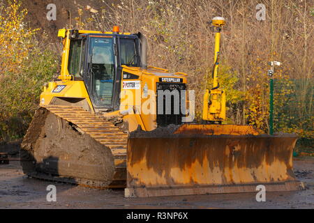 Ein Caterpillar D6 auf Mieten ab G R Potter auf der FARRRS link Straßenbau in Rossington, Doncaster, die jetzt die große Yorkshire Weg Stockfoto