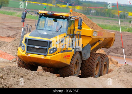 Gelenkkipper bei der Arbeit auf dem Bau der Doncaster IPORT. Stockfoto