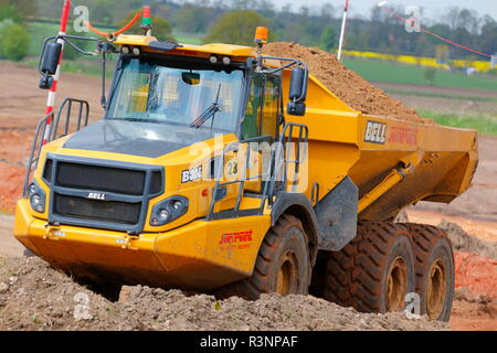 Gelenkkipper bei der Arbeit auf dem Bau der Doncaster IPORT. Stockfoto