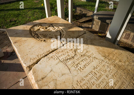 St. Kitts und Nevis, St. Kitts. Middle Island, Grab von Sir Thomas Warner, St. Kitts, wie die erste englische Kolonie in der Karibik in 1624 Stockfoto