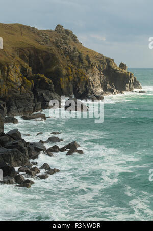 Robuste Housel Bay auf die Eidechse, die Küste von Cornwall Stockfoto