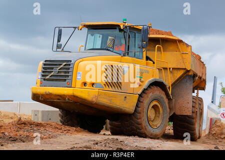 Gelenkkipper bei der Arbeit auf dem Bau der Doncaster IPORT. Stockfoto