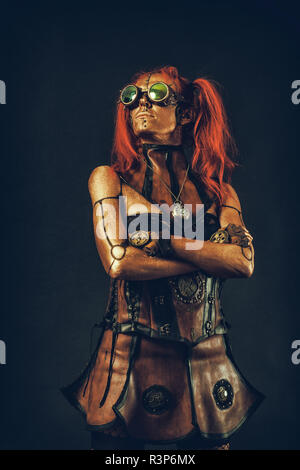 Frau steampunk Roboter, rote Haare Stockfoto