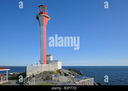 Kanada, Nova Scotia, Yarmouth. Cape Forchu Lighthouse auf Yarmouth Hafen. Stockfoto