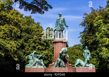 Denkmal für Otto von Bismarck von Reinhold Begas im Tiergarten von Berlin, Deutschland Stockfoto