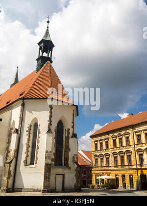 Tschechische Republik, Pisek. Kostel Narozeni Panny Marie (Kirche der Geburt der Jungfrau Maria) Stockfoto