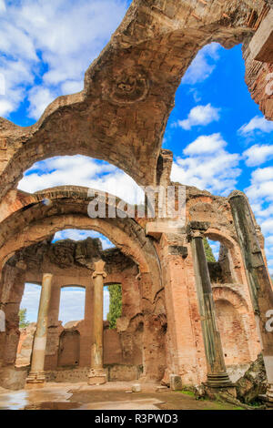 Italien, Latium, Tivoli. Die Hadriansvilla, UNESCO-Weltkulturerbe. Die Grand Thermae (Grandi Terme) Ruinen. Stockfoto