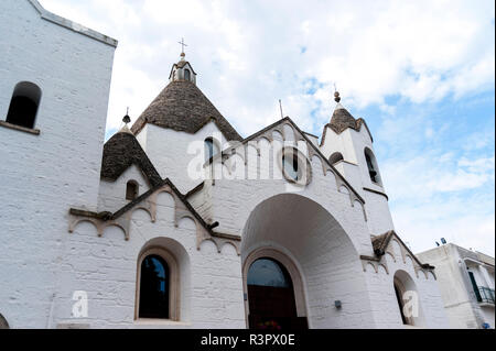 St. Antonio Kirche, Alberobello, Italien Stockfoto