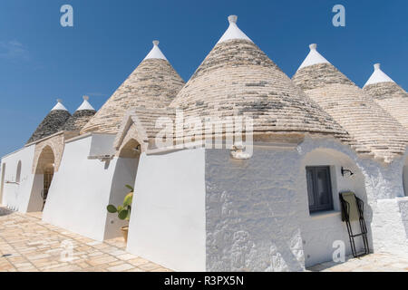 Trullo home im Masseria Aprile, Locorotundo, Italien Stockfoto