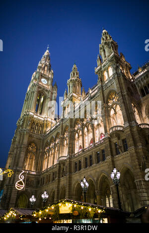 Österreich, Wien, Rathaus, Rathaus, Weihnachten Stockfoto