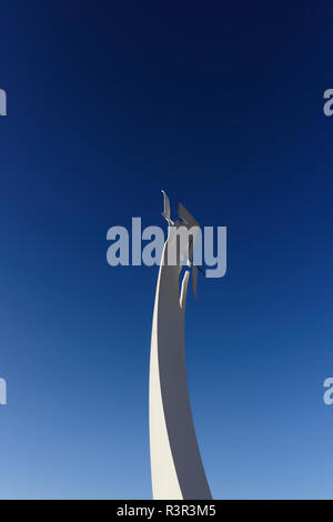 Seeschwalbenskulptur, weiß beschichtete Aluminiumstruktur Teil des mythischen Küstenkunstweges an der promenade von cleveleys fylde Coast lancashire uk Stockfoto