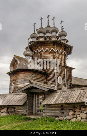 Das Freilichtmuseum von Kischi Insel auf See Onega, Russland. Stockfoto