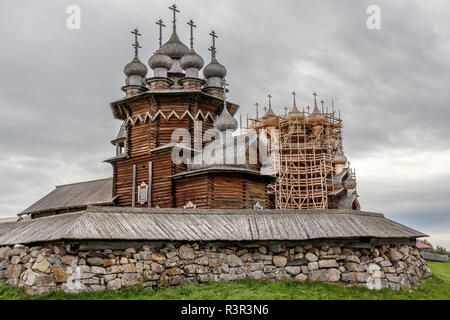 Das Freilichtmuseum von Kischi Insel auf See Onega, Russland. Stockfoto