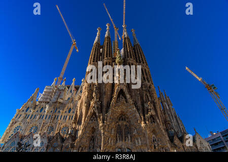 Krippe Fassade der Sagrada Familia, der Kathedrale von Gaudí in Barcelona, Spanien, Stockfoto