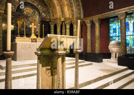 Die Tiffany Kapelle an der Charles Hosmer Morse Museum, Winter Park, Florida, USA Stockfoto