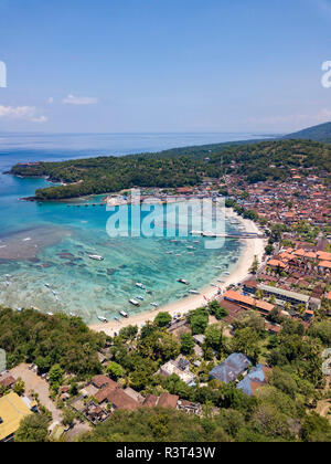 Indonesien, Bali, Luftaufnahme von Padangbai, Bucht, Strand Stockfoto