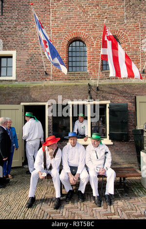 Lokaler Teilnehmer auf dem Käsemarkt, Alkmaar, Niederlande Stockfoto