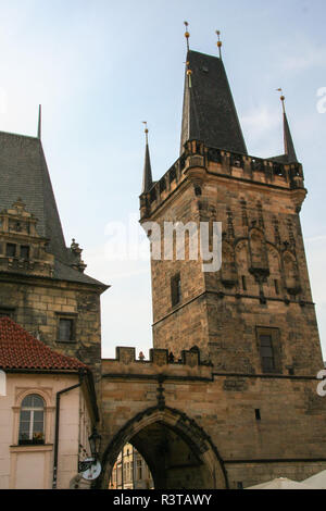 Altstädter Brückenturm in Prag, dem Tor zur Altstadt, Stare Mesto, Tschechische Republik Stockfoto