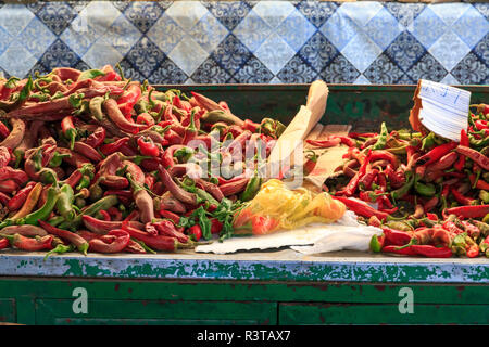 Südosten Central Balkan, Mazedonien, Skopje, der alte Basar chili peppers. Stockfoto