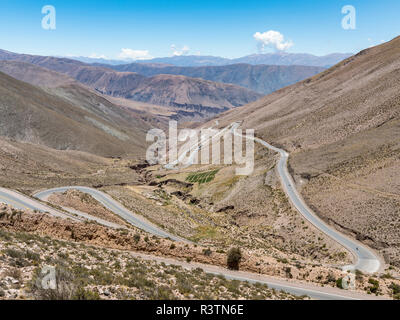 Nationalstraße RN 52, der Berg Straße Cuesta del Lipan dem Aufstieg zu Abra de Potrerillos. Südamerika, Argentinien Stockfoto