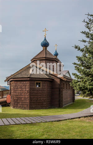 USA, Alaska, Kodiak. St. Herman orthodoxen Priesterseminar. Abbildung des Byzantinischen kreuz und Zwiebelturm Design. Stockfoto