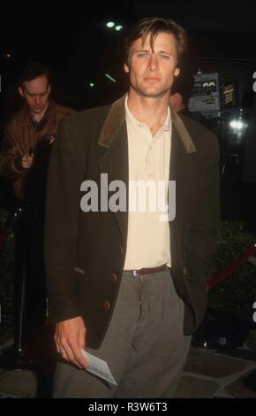 WESTWOOD, CA - 22. Februar: Schauspieler Grant Show nimmt an Warner Bros. Pictures' 'Falling Down' Premiere am 22. Februar 1993 in Manns Dorf Theater in Westwood, Kalifornien. Foto von Barry King/Alamy Stock Foto Stockfoto